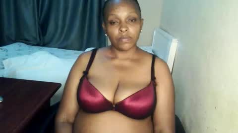 loveedee4 online show from May 16, 2026, 11:25 pm