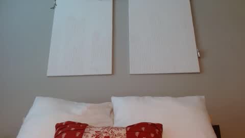 Snapshot of lovefromrose1 chatting on October 25, 2025, 3:29 pm Olivia Rose online show from October 25, 2025, 3:29 pm