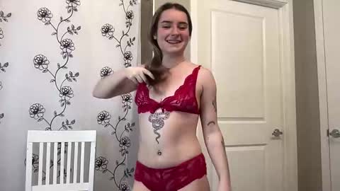 Olivia Rose online show from February 17, 2026, 2:52 am