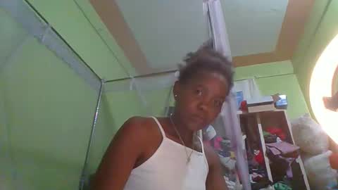 lovegal335 online show from November 29, 2025, 6:44 pm