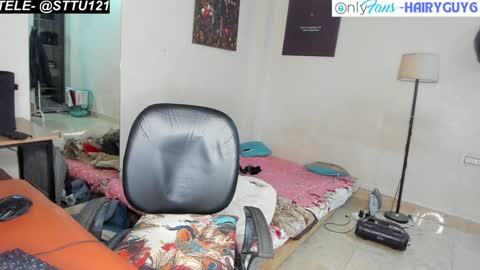 Snapshot of lovehairyindian chatting on December 13, 2024, 12:39 pm Indian hairy online show from December 13, 2024, 12:39 pm