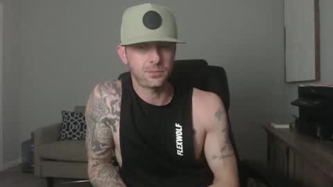 lovehatlovers online show from March 11, 2026, 8:31 am