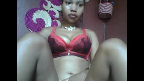 loveinlife750427 online show from February 3, 2025, 4:04 am