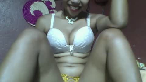 loveinlife750427 online show from February 5, 2025, 8:21 am