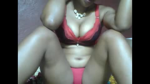 loveinlife750427 online show from March 1, 2025, 5:09 am