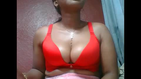 loveinlife750427 online show from October 4, 2025, 6:28 pm