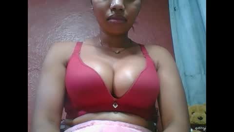 loveinlife750427 online show from October 20, 2025, 3:51 am