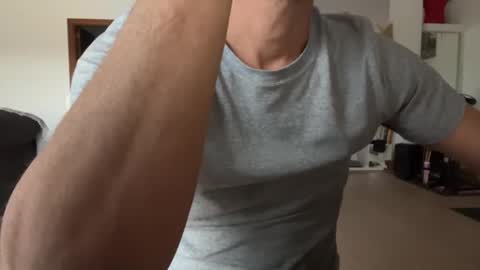 Snapshot of loveisperfect chatting on October 11, 2025, 8:02 am Loveisperfect online show from October 11, 2025, 8:02 am