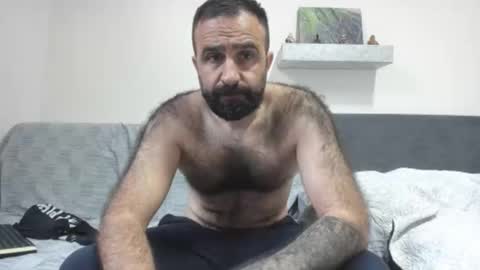 loveivat80 online show from October 26, 2025, 5:46 am