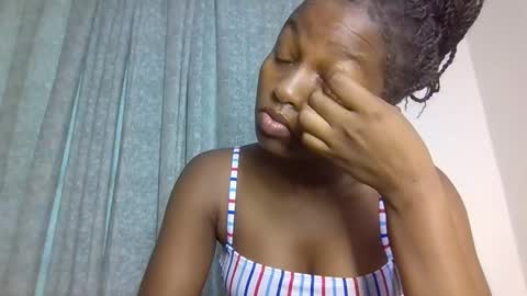 Snapshot of lovelbrownie chatting on November 13, 2025, 8:35 am lovelbrownie online show from November 13, 2025, 8:35 am