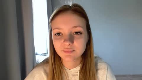 Snapshot of lovelladeboer chatting on November 14, 2025, 5:39 am Ella online show from November 14, 2025, 5:39 am