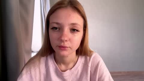 Ella online show from December 19, 2025, 7:15 am