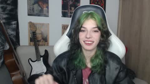 Cassie online show from December 17, 2024, 1:29 am