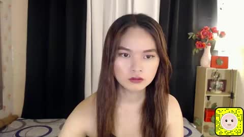 lovely_dianne online show from March 7, 2025, 8:55 pm