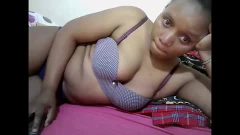 sexylover online show from May 18, 2026, 4:07 am