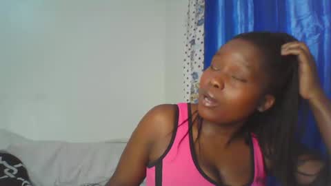 Snapshot of lovely_goodness chatting on December 5, 2024, 6:43 am enid online show from December 5, 2024, 6:43 am