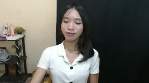 lovely_jasleen online show from November 21, 2025, 7:18 am