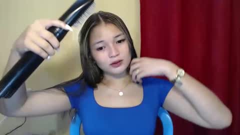 Lovely Laura online show from December 19, 2024, 5:50 pm