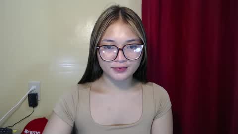 Lovely Laura online show from December 25, 2024, 8:28 pm