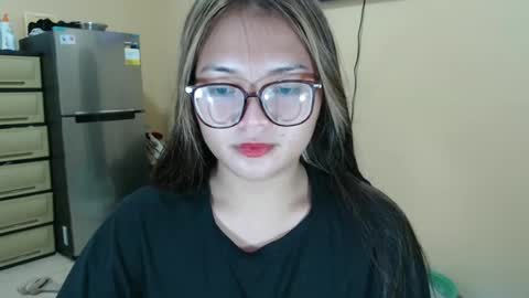 Lovely Laura online show from January 12, 2025, 10:22 pm