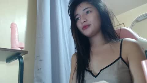 Lovely Laura online show from September 12, 2025, 9:53 am
