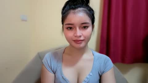 Lovely Laura online show from September 21, 2025, 7:37 pm