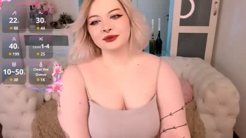 lovely_leilla online show from January 31, 2025, 11:03 pm