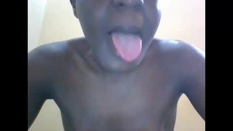 lovely pussy online show from November 2, 2025, 6:27 am