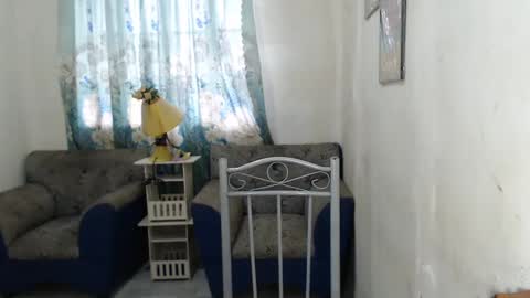 Snapshot of lovely_singlemom chatting on December 23, 2024, 10:12 pm ask me dear online show from December 23, 2024, 10:12 pm