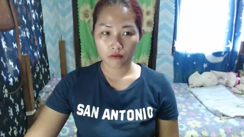 Snapshot of lovely_singlemom chatting on October 20, 2025, 11:27 pm ask me dear online show from October 20, 2025, 11:27 pm