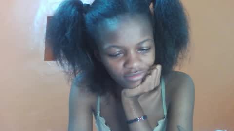 Snapshot of lovely_yvonne chatting on October 22, 2025, 11:15 pm Lovely yvonne online show from October 22, 2025, 11:15 pm