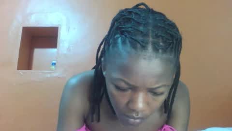 Snapshot of lovely_yvonne chatting on November 11, 2025, 3:12 pm Lovely yvonne online show from November 11, 2025, 3:12 pm