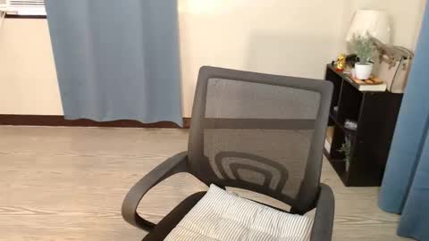 Snapshot of lovely_zoeyx chatting on March 2, 2026, 6:03 am Zoey online show from March 2, 2026, 6:03 am