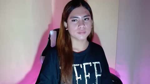 Aurora online show from September 19, 2025, 2:02 am
