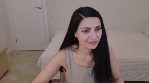 Beatrice online show from March 12, 2026, 11:05 am