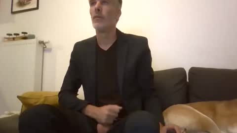 Snapshot of lovelybigcockgentleman chatting on September 9, 2025, 3:39 am Max online show from September 9, 2025, 3:39 am