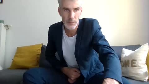 Snapshot of lovelybigcockgentleman chatting on October 3, 2025, 2:03 pm Max online show from October 3, 2025, 2:03 pm