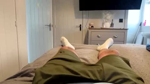 lovelybigdick1812 online show from October 27, 2025, 10:52 am