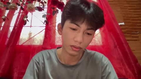 lovelyboy_jm online show from May 16, 2026, 11:46 pm