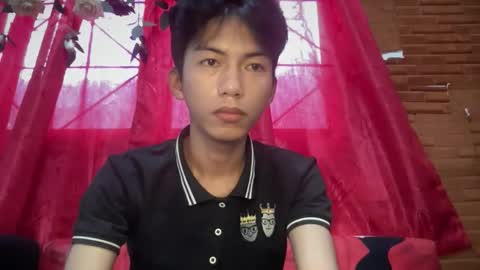 lovelyboy_jm online show from May 19, 2026, 12:16 am