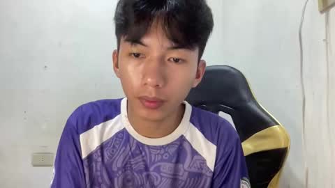 lovelyboy_jm online show from June 9, 2026, 6:19 pm