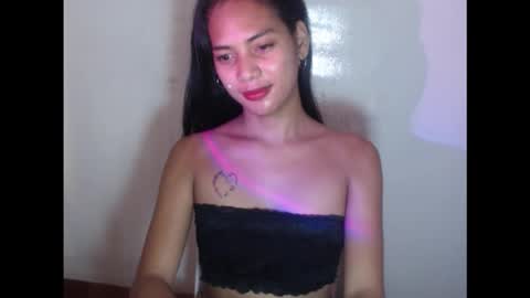 Carnilla online show from October 22, 2025, 3:18 am