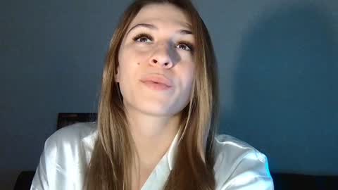 Snapshot of lovelykatea chatting on February 5, 2025, 12:38 pm Kate only online show from February 5, 2025, 12:38 pm