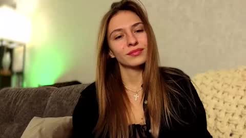 Kate only online show from October 22, 2025, 1:55 pm