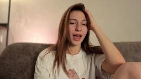 Kate only online show from November 20, 2025, 2:06 pm