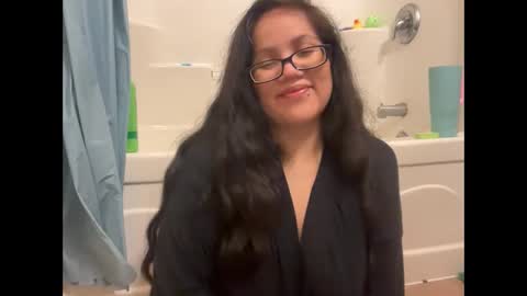 Snapshot of lovelykatiebabe chatting on October 28, 2025, 1:20 am lovelykatiebabe online show from October 28, 2025, 1:20 am