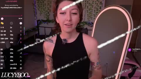 lovelylittlelucyy online show from May 28, 2026, 10:07 pm