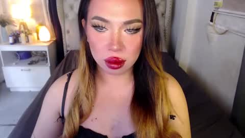 Snapshot of lovelymarie69 chatting on December 6, 2024, 6:50 pm Rebeca online show from December 6, 2024, 6:50 pm