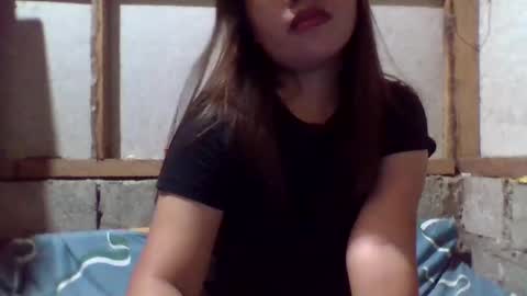 lovelymocha27s online show from December 13, 2024, 10:19 am