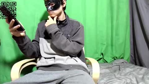 .com  online show from November 14, 2025, 11:13 pm